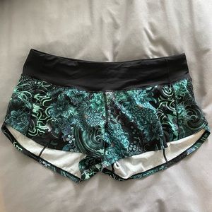 Lululemon Shorts size 6